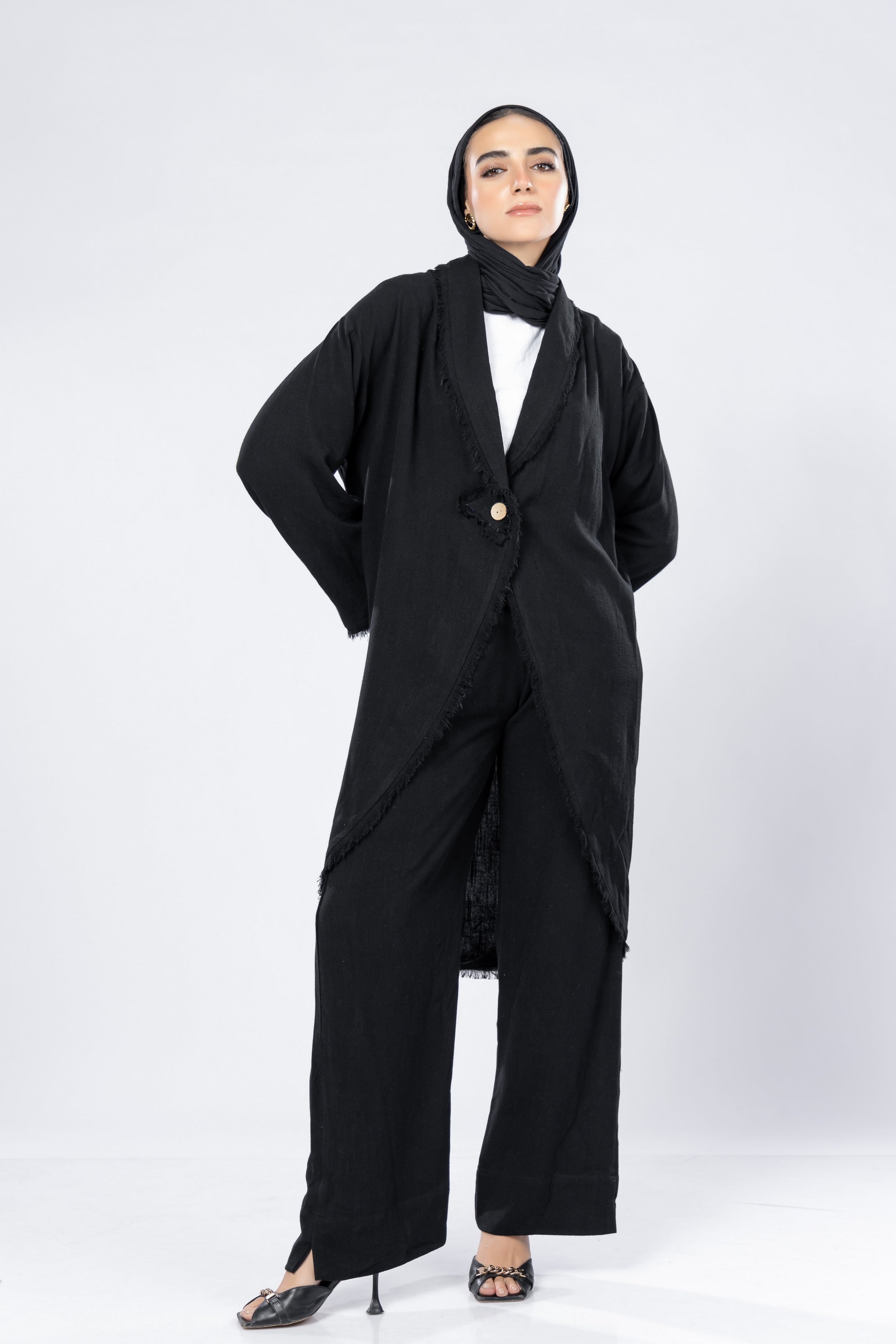 Long washed linen cardigan with wooden button